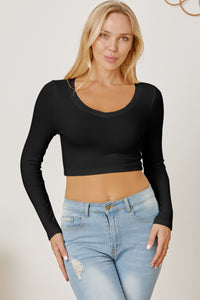 Round Neck Long Sleeve Cropped T-Shirt